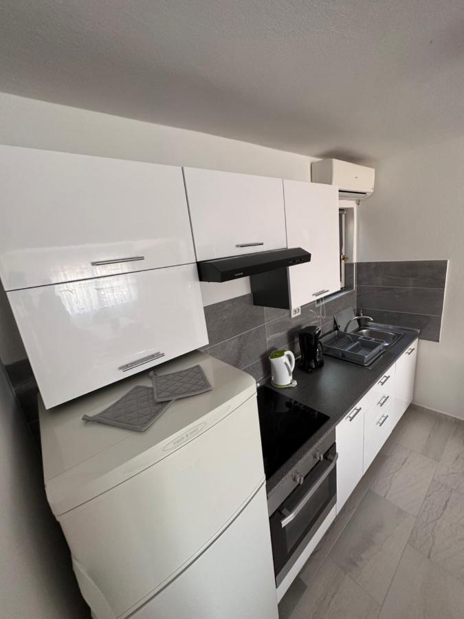 Apartmani Tariba Банёл Экстерьер фото